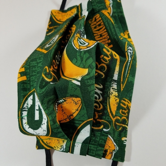 Hand Crafted Face Mask NFL Sports Team Green Bay Packers Green Yellow - Picture 6 of 6